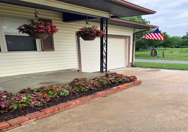 Photo 3 of Single family home for sale at 12413 S 114th West, Oktaha, OK 74450 | MLS# 2621796 | Listing updated on 2026-09-02