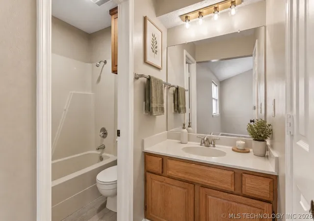 Photo 4 of Sale Pending at 12921 E 28th Place, Tulsa, OK 74134 | MLS# 2615695 | Listing updated on 2026-09-09