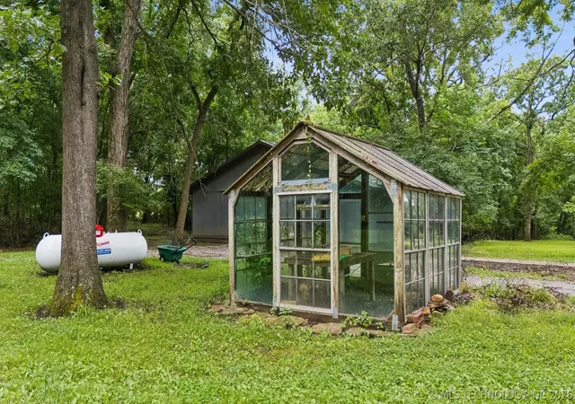 Photo 3 of Sale Pending at 14261 E 425 Road, Claremore, OK 74017 | MLS# 2619876 | Listing updated on 2026-09-13