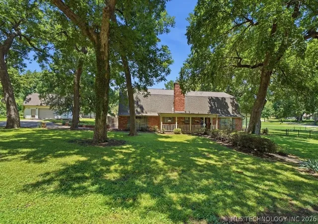 Photo 2 of Sale Pending at 8189 E 114th Street S, Bixby, OK 74008 | MLS# 2621195 | Listing updated on 2026-09-08