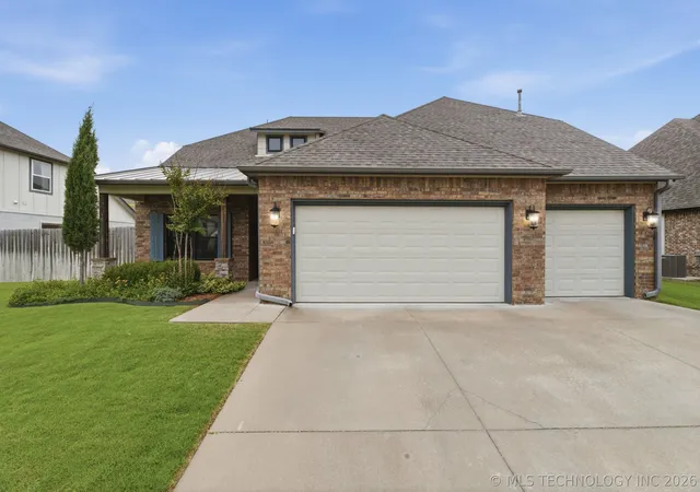 Photo 1 of Sale Pending at 8705 S Quanah Ave W, Tulsa, OK 74132 | MLS# 2622154 | Listing updated on 2026-09-10