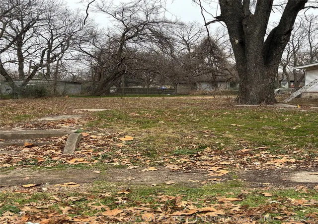 Photo 2 of Sale Pending at 510 Jefferson St, Muskogee, OK 74403 | MLS# 2622196 | Listing updated on 2026-09-10