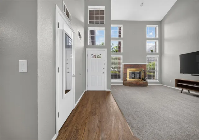 Photo 3 of Sale Pending at 8920 S Braden Ave, Tulsa, OK 74137 | MLS# 2622219 | Listing updated on 2026-09-14