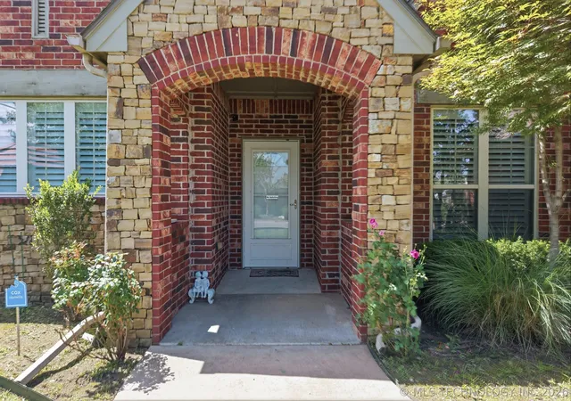 Photo 3 of Single family home for sale at 17626 E 48th Street, Tulsa, OK 74134 | MLS# 2622398 | Listing updated on 2026-09-14