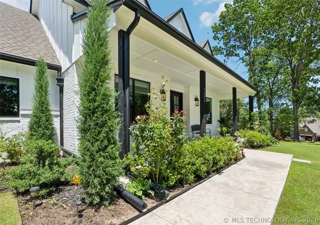 Photo 3 of Sale Pending at 7604 S 6th Street, Broken Arrow, OK 74011 | MLS# 2622430 | Listing updated on 2026-09-17