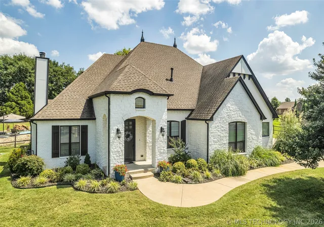 Photo 1 of Single family home for sale at 8241 N 69th Eastavenue, Owasso, OK 74055 | MLS# 2622508 | Listing updated on 2026-09-07