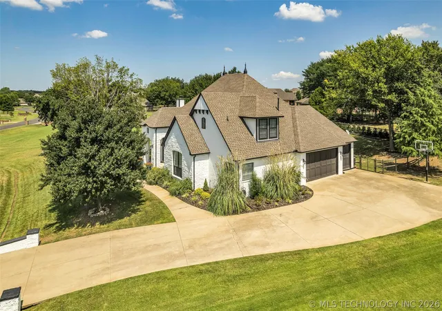 Photo 3 of Single family home for sale at 8241 N 69th Eastavenue, Owasso, OK 74055 | MLS# 2622508 | Listing updated on 2026-09-07