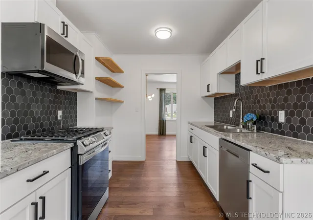Photo 4 of Single family home for sale at 3919 E 60th Street, Tulsa, OK 74135 | MLS# 2622618 | Listing updated on 2026-09-10