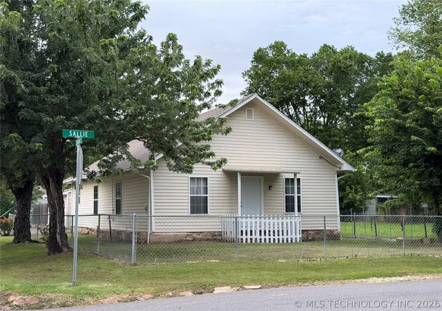 Photo 1 of Sale Pending at 1902 Sallie St, Muskogee, OK 74403 | MLS# 2622449 | Listing updated on 2026-08-31