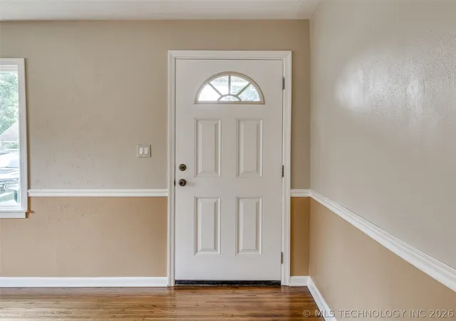 Photo 3 of Sale Pending at 516 S 45th West Ave, Tulsa, OK 74127 | MLS# 2622679 | Listing updated on 2026-09-03