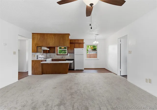 Photo 3 of Single family home for sale at 551 Delaware Ave, Ramona, OK 74061 | MLS# 2622771 | Listing updated on 2026-09-07