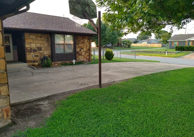 Photo 2 of Single family home for sale at 4919 Nassau Ave, Sand Springs, OK 74063 | MLS# 2622864 | Listing updated on 2026-09-13
