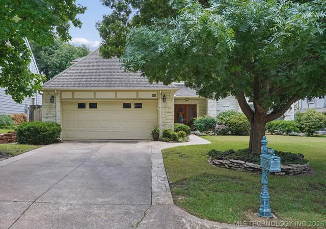 Photo 3 of Sale Pending at 3418 E 87th Place, Tulsa, OK 74137 | MLS# 2622885 | Listing updated on 2026-09-21
