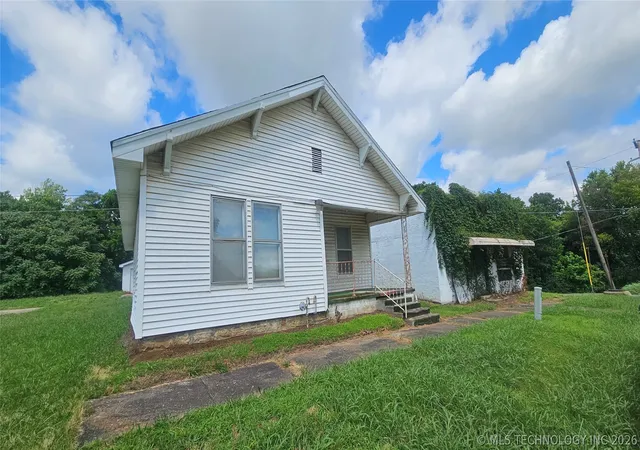 Photo 1 of Sale Pending at 831 Altamont St, Muskogee, OK 74401 | MLS# 2622913 | Listing updated on 2026-09-02