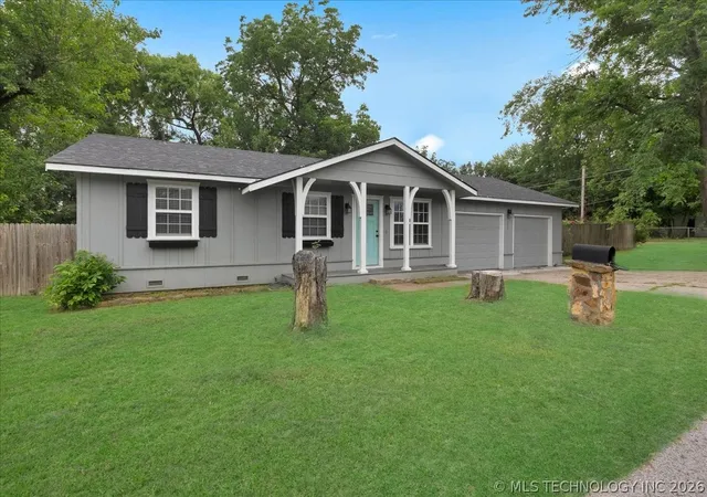 Photo 2 of Sale Pending at 201 Se 7th Street, Pryor, OK 74361 | MLS# 2622872 | Listing updated on 2026-09-28