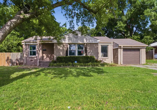 Photo 1 of Single family home for sale at 3216 S Joplin Ave, Tulsa, OK 74135 | MLS# 2622966 | Listing updated on 2026-08-30