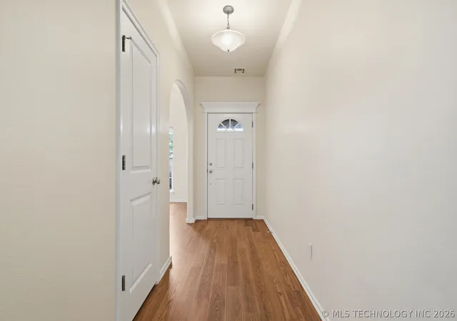Photo 3 of Single family home for sale at 12521 S Date Pl, Jenks, OK 74037 | MLS# 2623163 | Listing updated on 2026-08-30