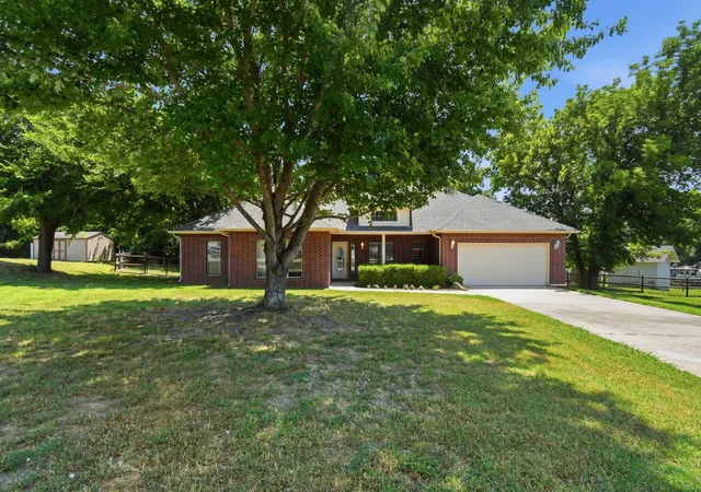 Photo 2 of Sale Pending at 207 E Breanna St, Kiefer, OK 74041 | MLS# 2623030 | Listing updated on 2026-09-19
