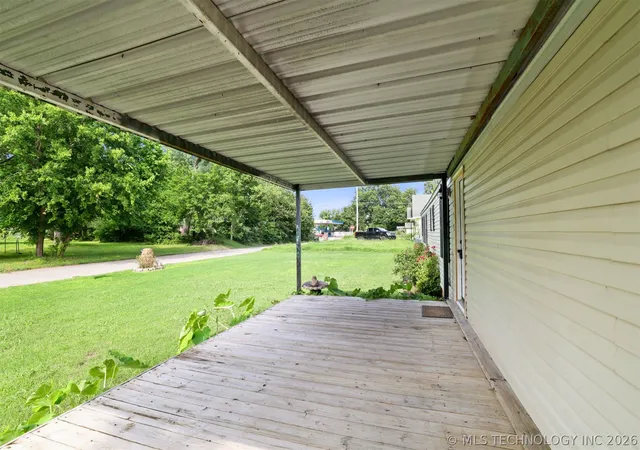 Photo 4 of Manufactured home for sale at 215 E Florida, Durant, OK 74701 | MLS# 2623201 | Listing updated on 2026-09-08