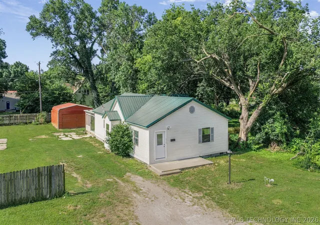 Single family home for sale at 610 East 5th, Dewey, OK 74029 | MLS# 2623293