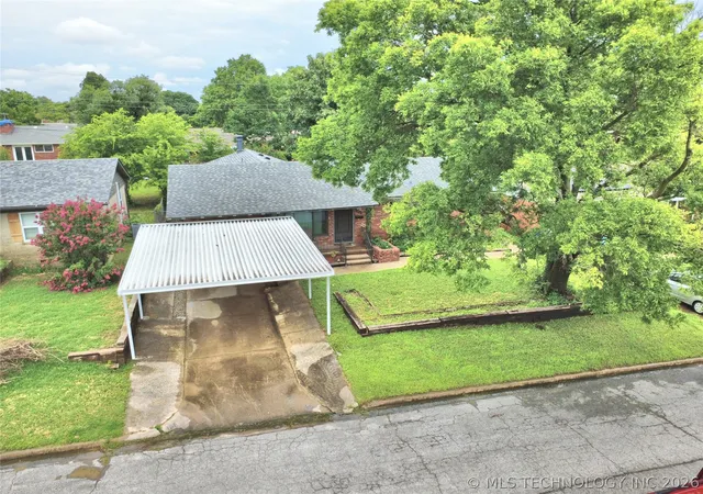 Photo 4 of Single family home for sale at 7423 E 30th Street, Tulsa, OK 74129 | MLS# 2623333 | Listing updated on 2026-09-14
