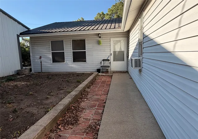 Photo 1 of Single family home for sale at 5430 S 25th Street, Muskogee, OK 74403 | MLS# 2623288 | Listing updated on 2026-09-04