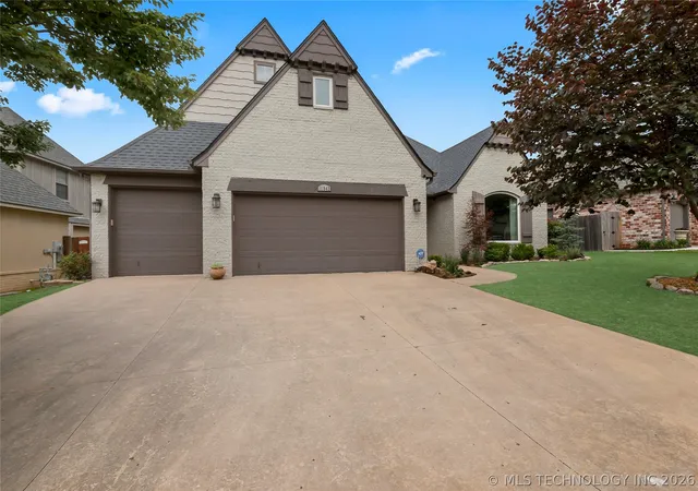 Photo 3 of Single family home for sale at 11942 S 92nd Eastavenue, Bixby, OK 74008 | MLS# 2623363 | Listing updated on 2026-10-21