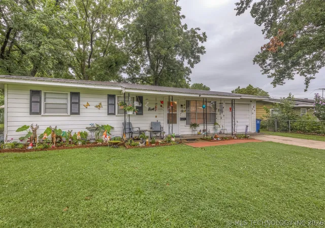 Photo 4 of Single family home for sale at 1006 SE 12th Street, Wagoner, OK 74467 | MLS# 2623240 | Listing updated on 2026-09-11