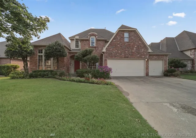 Photo 1 of Single family home for sale at 10238 S Hudson Pl, Tulsa, OK 74137 | MLS# 2623435 | Listing updated on 2026-08-30