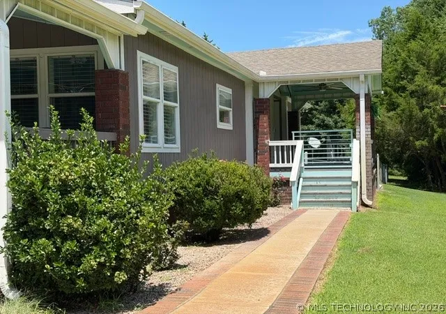 Photo 4 of Manufactured home for sale at 13946 Bear Run Ct, Kingston, OK 73439 | MLS# 2622811 | Listing updated on 2026-09-09