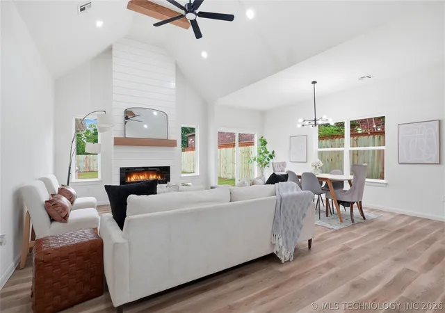 Photo 2 of Sale Pending at 1511 N Cheyenne Ave, Tulsa, OK 74106 | MLS# 2623494 | Listing updated on 2026-09-08