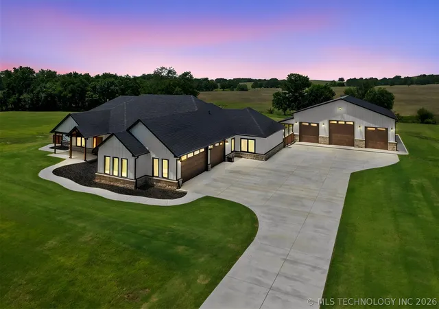Single family home for sale at 30419 North 3994 Dr, Ramona, OK 74061 | MLS# 2623543
