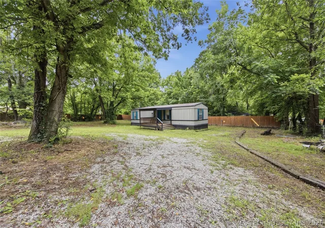 Photo 4 of Manufactured home for sale at 213 N Cherokee St, Spavinaw, OK 74366 | MLS# 2623042 | Listing updated on 2026-09-29