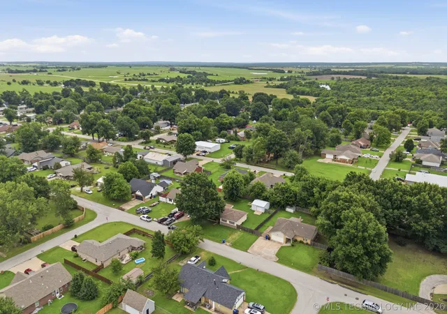 Photo 3 of Sale Pending at 3411 S 213th Eastavenue, Broken Arrow, OK 74014 | MLS# 2623477 | Listing updated on 2026-09-08