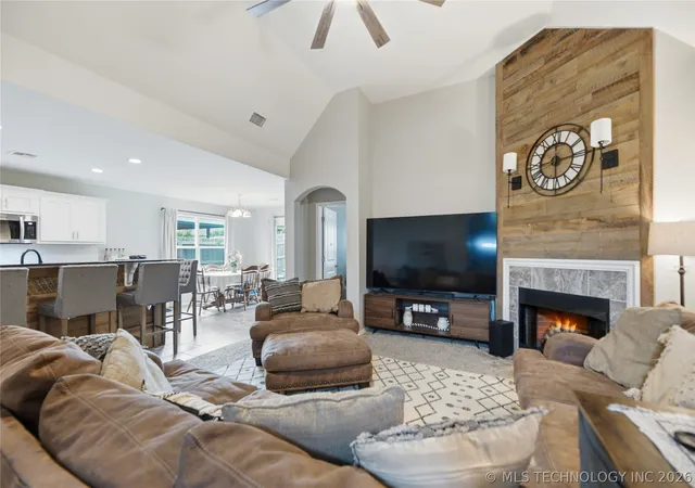 Photo 3 of Single family home for sale at 232 Dp Newman Cir, Kiefer, OK 74041 | MLS# 2623548 | Listing updated on 2026-09-13