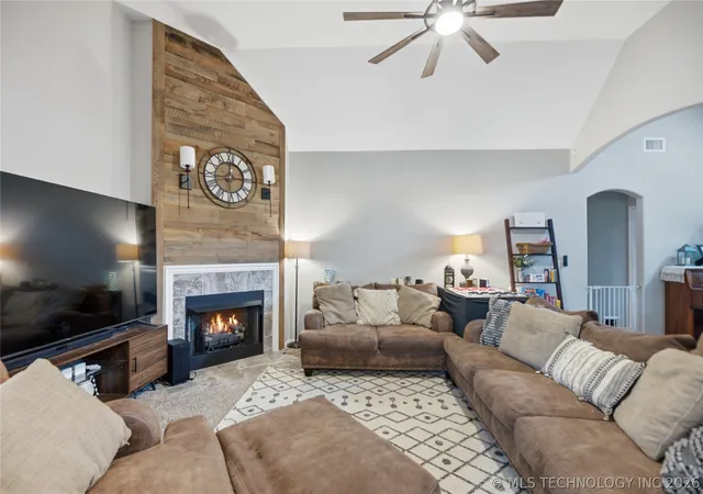 Photo 4 of Single family home for sale at 232 Dp Newman Cir, Kiefer, OK 74041 | MLS# 2623548 | Listing updated on 2026-09-13