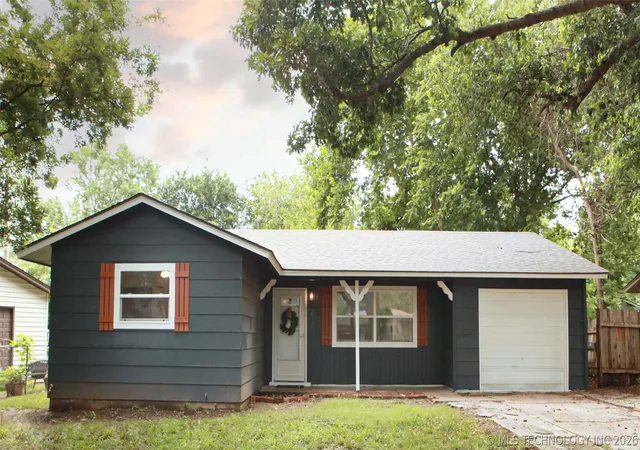 Photo 2 of Sale Pending at 218 W Portland St, Sapulpa, OK 74066 | MLS# 2623656 | Listing updated on 2026-09-08