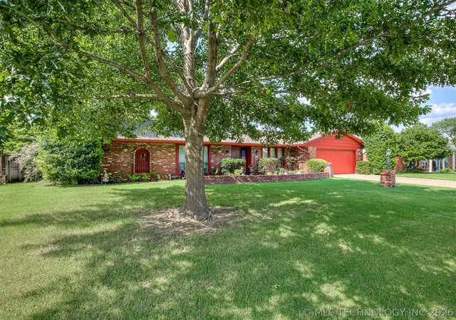 Photo 4 of Sale Pending at 7415 E 70th Street, Tulsa, OK 74133 | MLS# 2623709 | Listing updated on 2026-09-14