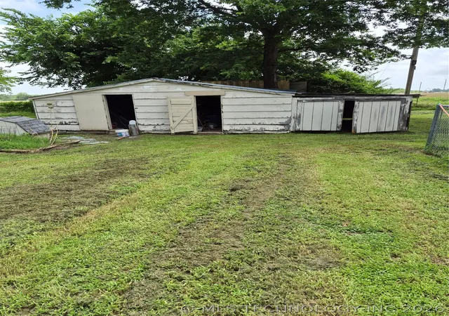 Photo 4 of Sale Pending at 418267 Highway 266, Checotah, OK 74426 | MLS# 2623696 | Listing updated on 2026-09-06