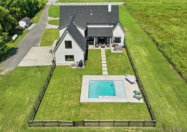 Photo 3 of Single family home for sale at 4196 Alt Hwy 75, Beggs, OK 74421 | MLS# 2623745 | Listing updated on 2026-09-14