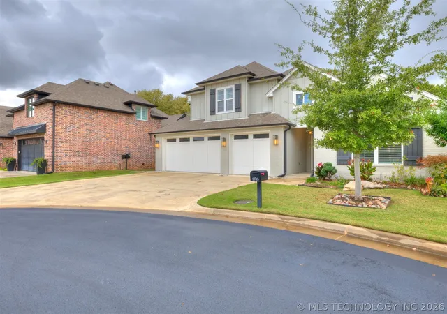 Photo 2 of Single family home for sale at 9745 E 116th Place S, Bixby, OK 74008 | MLS# 2623913 | Listing updated on 2026-09-13