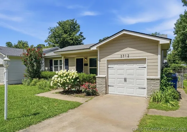 Photo 2 of Sale Pending at 3712 S Knoxville Ave, Tulsa, OK 74135 | MLS# 2624050 | Listing updated on 2026-09-09