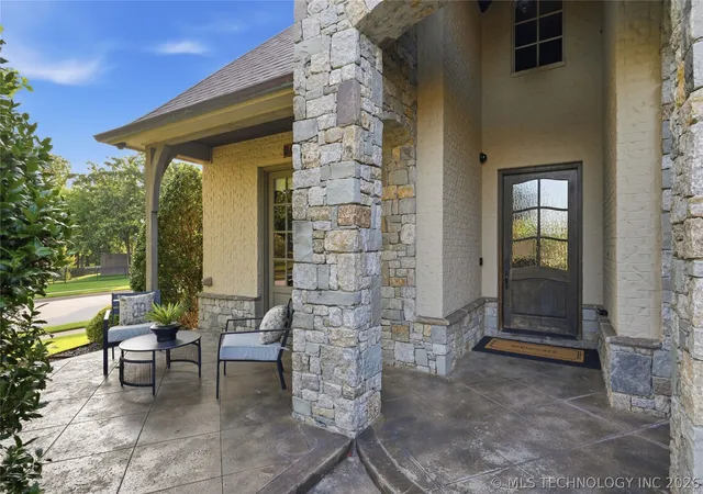 Photo 3 of Single family home for sale at 8001 S Galveston Ct, Tulsa, OK 74132 | MLS# 2623997 | Listing updated on 2026-09-08