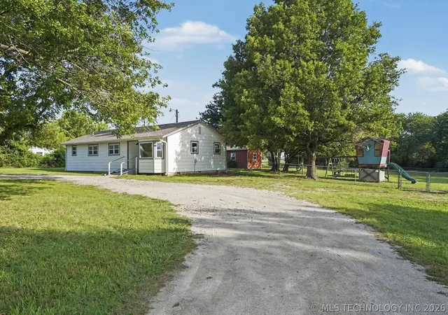 Photo 1 of Single family home for sale at 14321 E 122nd Street N, Collinsville, OK 74021 | MLS# 2624066 | Listing updated on 2026-10-05