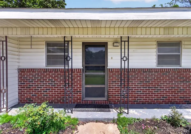 Photo 3 of Single family home for sale at 202 N Talihina St, Salina, OK 74365 | MLS# 2624090 | Listing updated on 2026-09-08