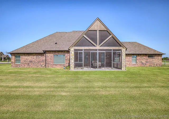 Photo 4 of Single family home for sale at 9520 N 64th Eastavenue, Sperry, OK 74073 | MLS# 2623827 | Listing updated on 2026-09-11