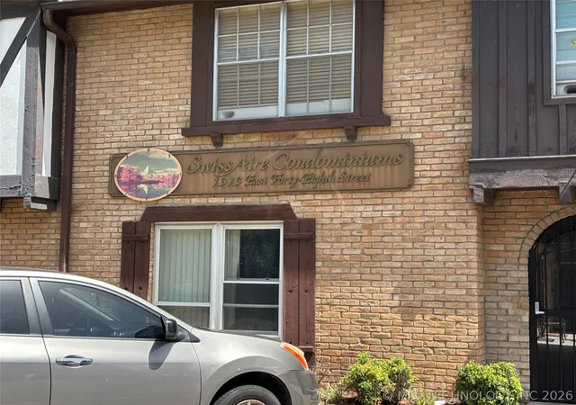 Photo 4 of Condo for sale at 1313 E 48th Street #4, Tulsa, OK 74105 | MLS# 2624122 | Listing updated on 2026-09-09