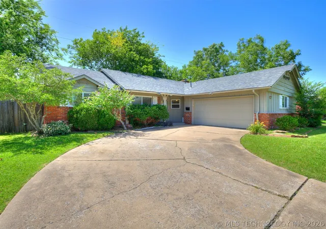 Photo 3 of Sale Pending at 3830 S 90th Eastavenue, Tulsa, OK 74145 | MLS# 2624058 | Listing updated on 2026-08-31