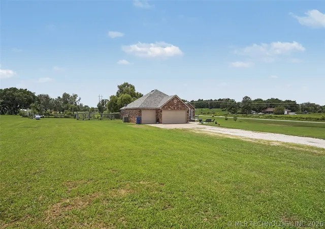 Photo 3 of Single family home for sale at 11316 E 180th Street, Collinsville, OK 74021 | MLS# 2624267 | Listing updated on 2026-09-15