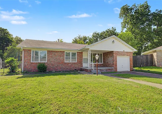 Photo 3 of Single family home for sale at 528 S 106th Eastavenue, Tulsa, OK 74128 | MLS# 2623722 | Listing updated on 2026-09-14